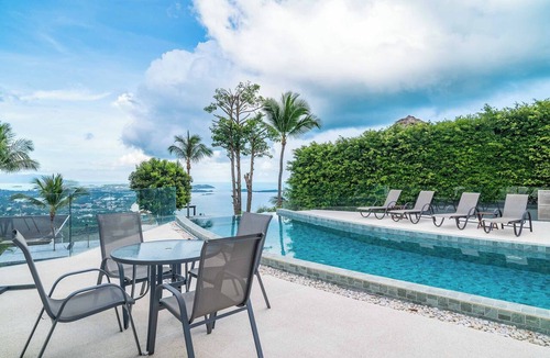 Lamai Villa | Stunning 6-bedroom retreat with mesmerizing sea views, saltwater infinity pool, and rooftop solarium