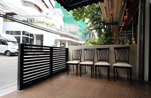 Bangkok Central Business District House | Sukhumvit 20 Guest House