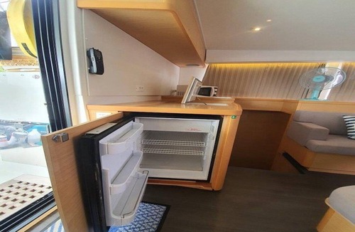 Ban Na Faek Boat Rental | Sun-Kissed Sailing Adventure in Phuket