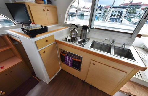 Salak Kok Boat Rental | Sun-Kissed Sailing Journey in Trat, Koh Chang