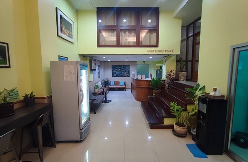 Silom Hotel | Sunflower Place
