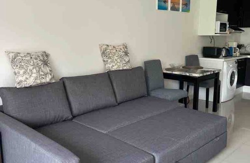 Karon Condo | Sunset Sea-View Studio, Karon Beach 800 m, Pool, Fibre Wi-Fi