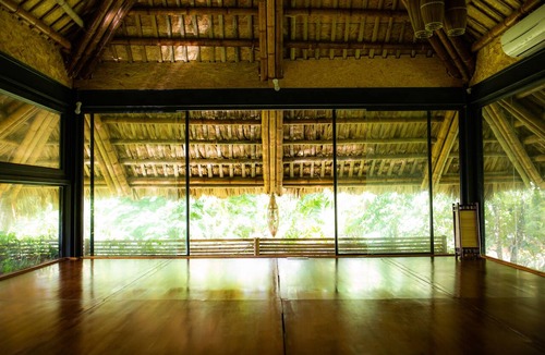 Hoa Binh Apartment | Suoi House with astonishing environment combine with Japanese-homestay style
