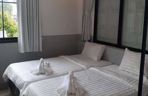 Talat Nuea Hotel | Surachet at 257 Boutique House