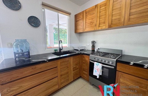 San Juan del Sur House | Surf, Sun & Serenity – 3-Bedroom Villa Steps from Playa Remanso