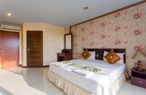 Cherngtalay Hotel | Surin Sunset Hotel - SHA