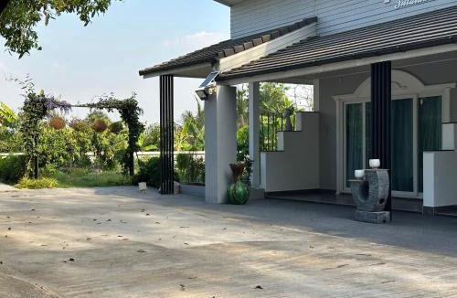 Ban Kruat House | Sutalawadee Resort