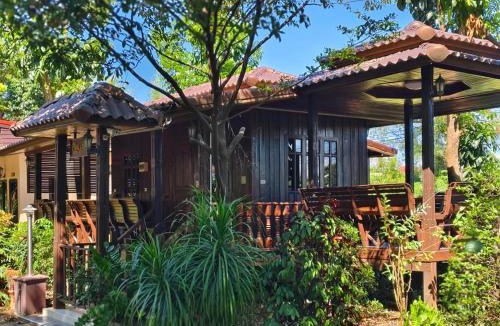 Lop Buri House | Thakrayang Brass Artisan Home Stay