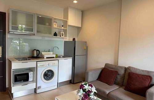 Chang Khlan Apartment | The Astra condo Deluxe Room