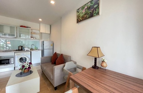 Chang Khlan Apartment | The Astra condo Deluxe Room