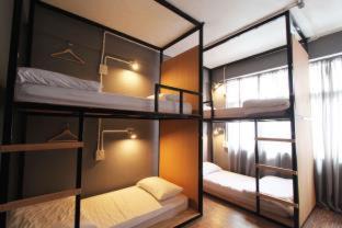 Si Phraya Hostel | The Backpack Hostel