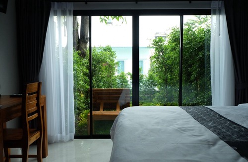 Old Phuket Town Hotel | The Besavana Phuket