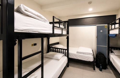 Bangkok Central Business District Hostel | The Blocks Hostel Sukhumvit 10