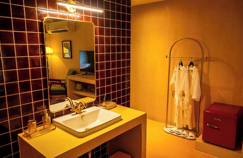 Koh Lan Hotel | The Castello Resort