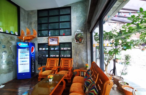 Maha Phruttharam Hotel | The Chilli Bangkok