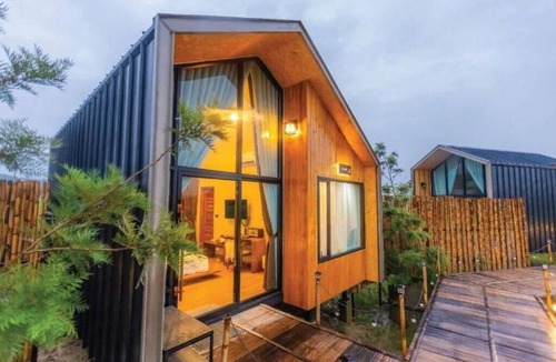 Pua Resort | The field at pua