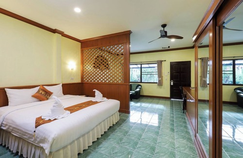 Sa Khu Hotel | The Gold-Digger's Resort