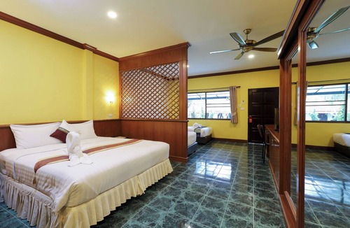 Sa Khu Hotel | The Gold-Digger's Resort