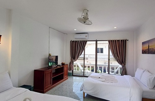 Nanai Road Hotel | The Guest House
