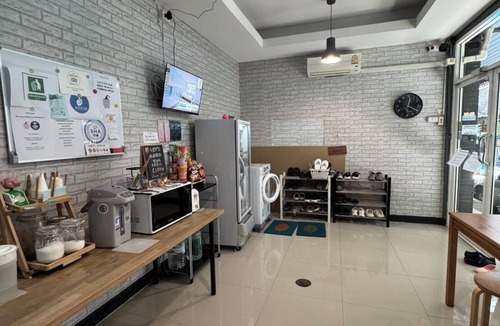 Sukhumvit Hotel | The Little Pig Sukhumvit