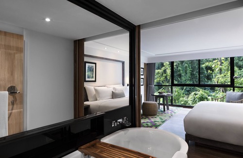 Nai Harn Hotel | The Nai Harn