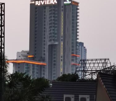 North Pattaya Apartment | The Riviera Wongamat Hong Apartment