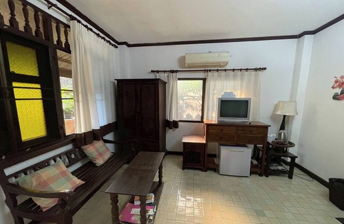 Chang Phueak Hotel | The Royal Shilton Resort