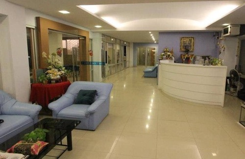 Chonburi Hotel | The Sky Condo