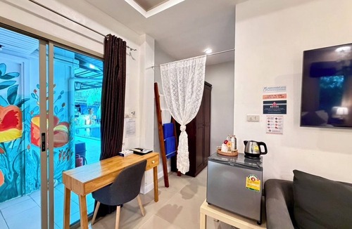Ban Bo Han Hotel | The Snug Airportel