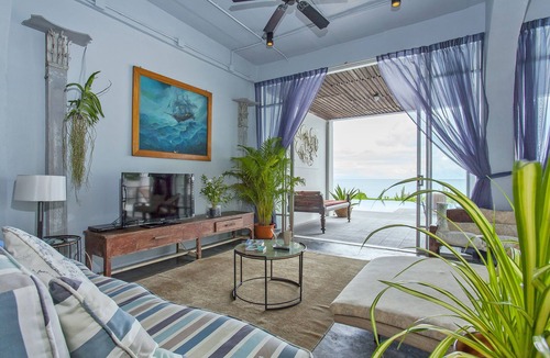 Mai Khao House | ⭐The White Pearl 5BR Modern Beachfront Pool Villa