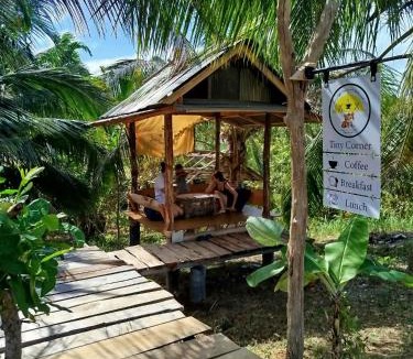 Ko Lanta Ski Chalet | TinyHouse at TigerCave