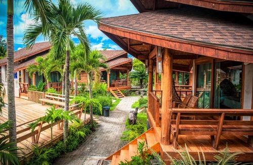 Rayong Hotel | Tique Series Boutique Resort (SHA Extra Plus)