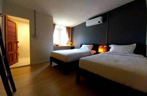 Old City House | To The Moon Guesthouse