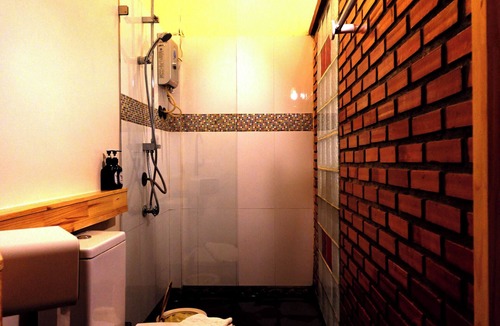 Old City House | To The Moon Guesthouse