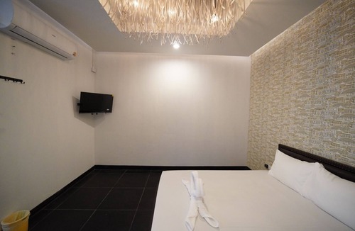 Phan Thong Hotel | Tomorrowland Amata