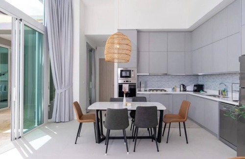 Bang Tao Villa | Tropical Pool Villa – 10 Minutes from Layan Beach
