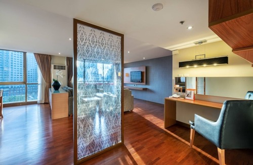 Thung Maha Mek Apartment | Two Bedroom Residence is a home away home.
