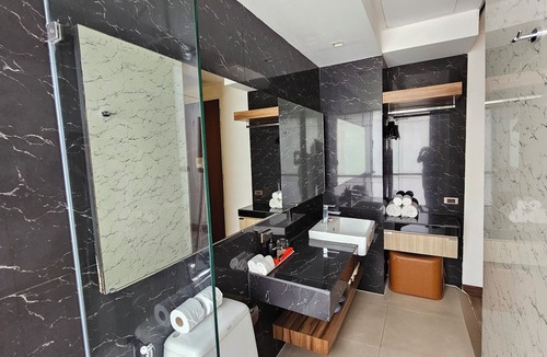 Khlong Toei Nuea Hotel | Uno Express Asoke Sukhumvit Bangkok