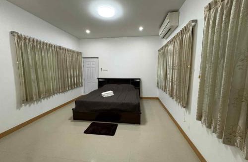 Bang Lamung House | Vörkercean pollvila