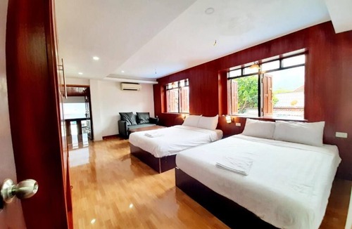Vang Vieng Hotel | Vang Vieng Sky Mountain View Hotel