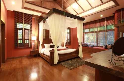 Hang Dong Hotel | Vanilla Hill