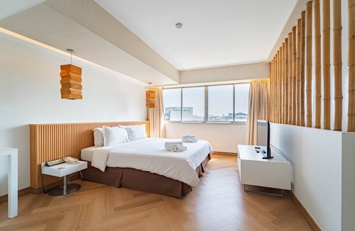 Ratchadaphisek Hotel | Veronica Residence