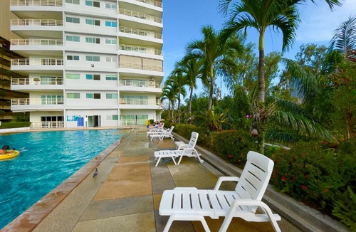 Pattaya Bay Apartment | View Talay 6 Central Condo