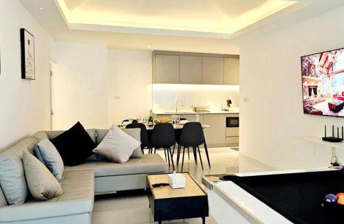 North Pattaya Villa | Villa 129 Wongamat, 4BR, 300m from BEACH