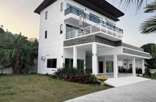 Bophut Hills Villa | Villa Fiesta, 5bd, palace