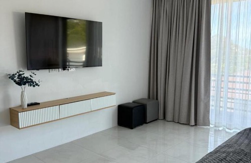 Bophut Hills Villa | Villa Fiesta, 5bd, palace