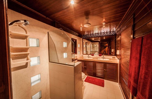 Bang Po House | Villa Great Freedom 20 meters to the beach