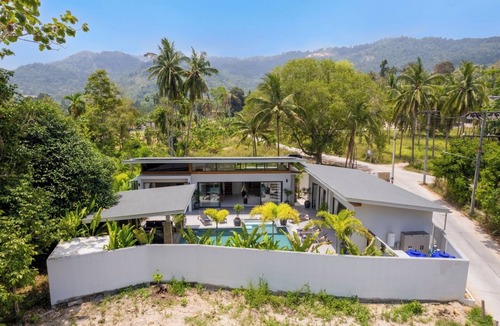 Lamai Villa | Villa Nuvana 3BR Private Pool in Mae Nam