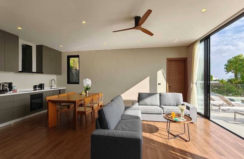 Mae Nam Villa | Villa Tenament 3BR at Chaweng Noi Hills