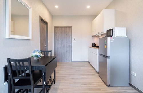 Sa Khu Apartment | Walk to Nai Yang Beach! Stylish 7th-Floor 1BR Apt 711 - Pool, Gym, Near Airport